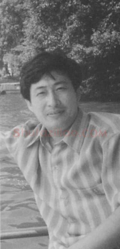 当代书法家胡伦光画像简介,胡伦光书法作品图片
