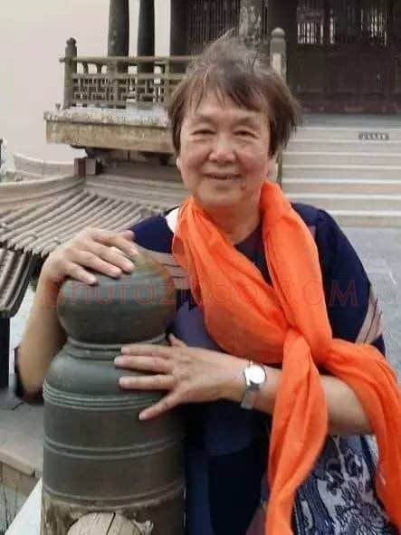 何巧玲·画像·照片