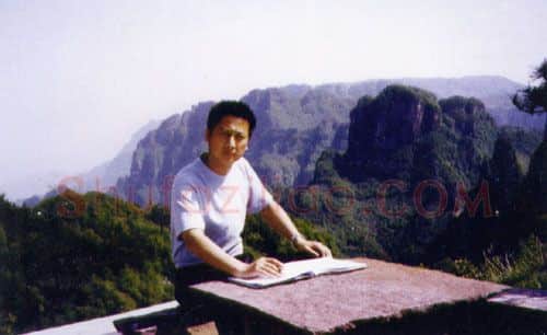 当代篆刻家(许元庆)人物介绍及篆刻作品欣赏