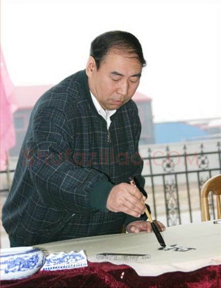 硬笔书法家(郭恩福)人物介绍及硬笔书法作品欣赏
