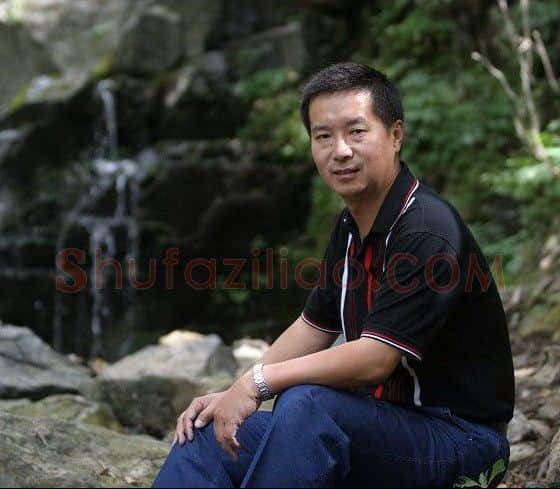 硬笔书法家(李峻岳)人物介绍及硬笔书法作品欣赏