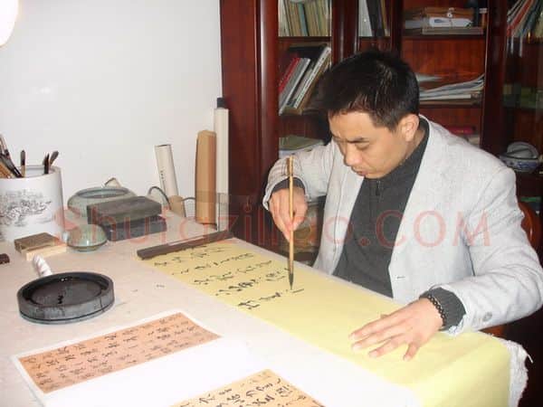 硬笔书法家(李巍)人物介绍及硬笔书法作品欣赏