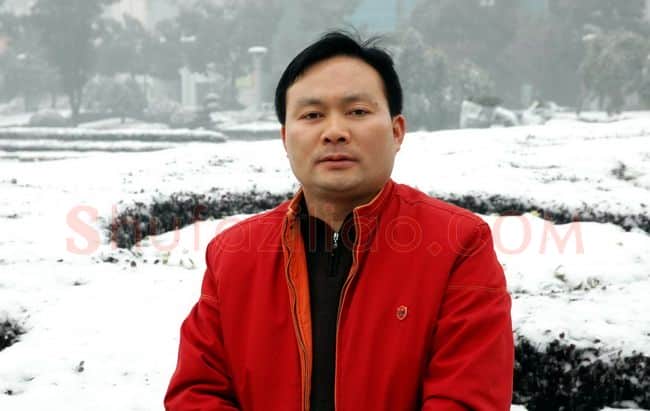 硬笔书法家(罗奇志)人物介绍及硬笔书法作品欣赏