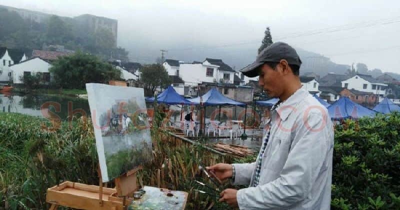 张丹阳·张丹阳老师在写生