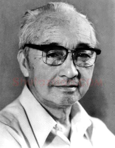 王朝闻
