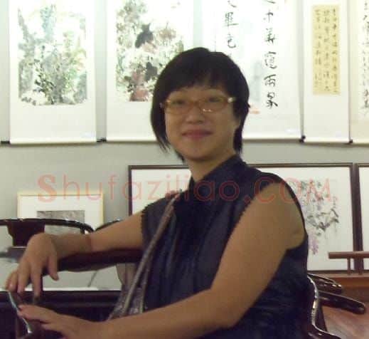 江红·画像·照片