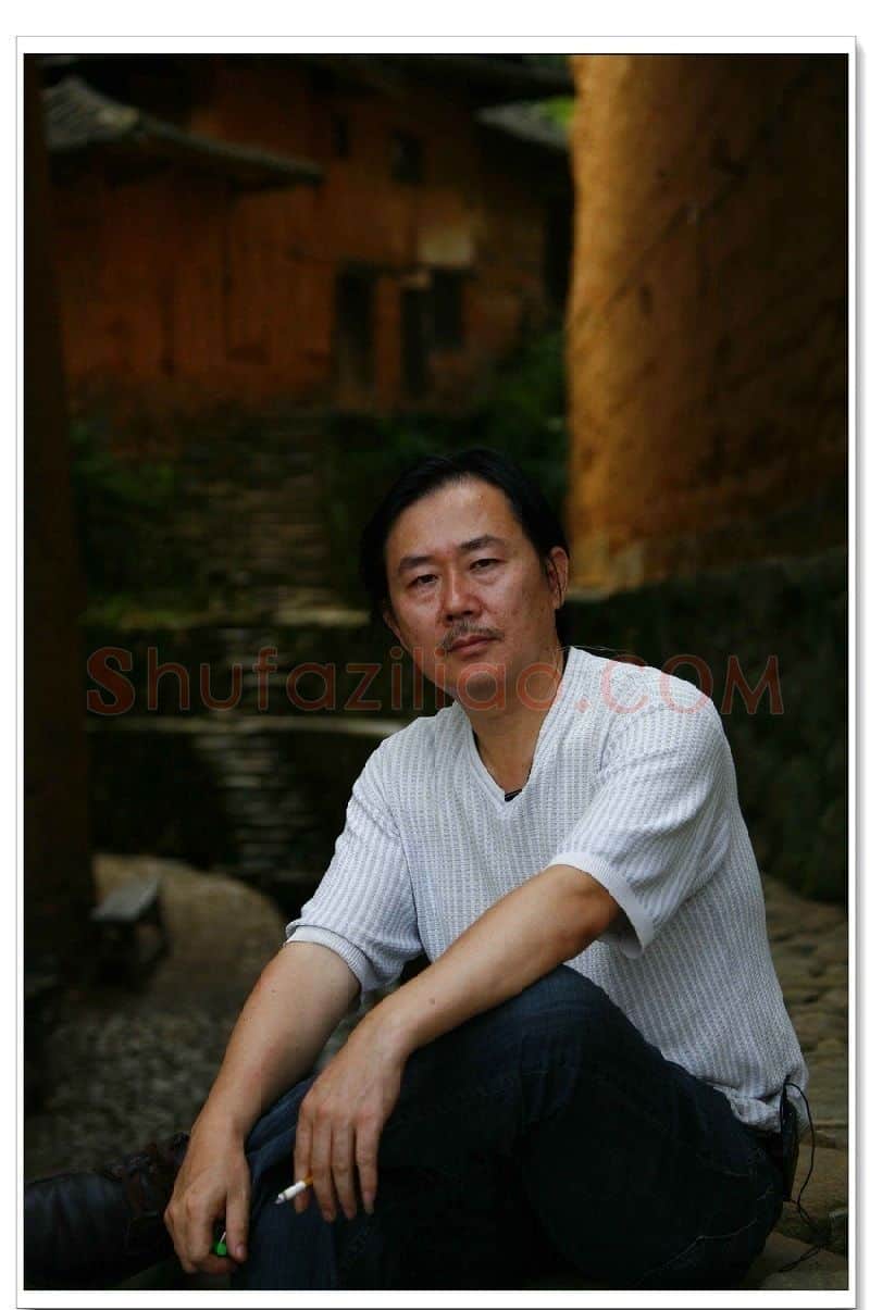 梁明·梁明