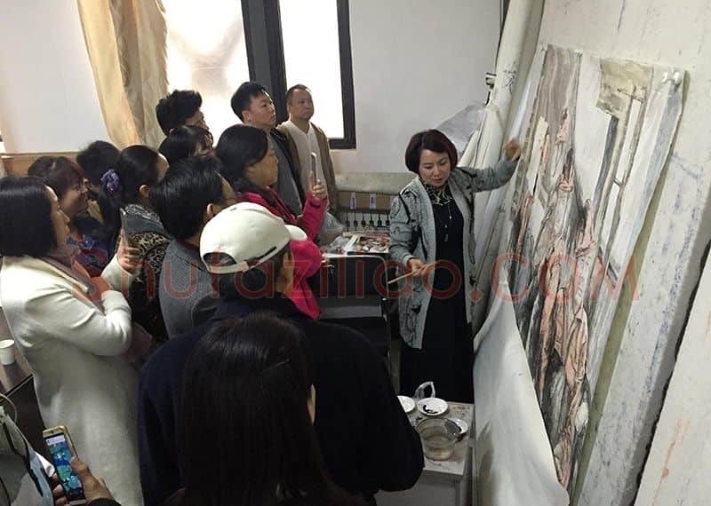 陈艾·艾尚画院教学中