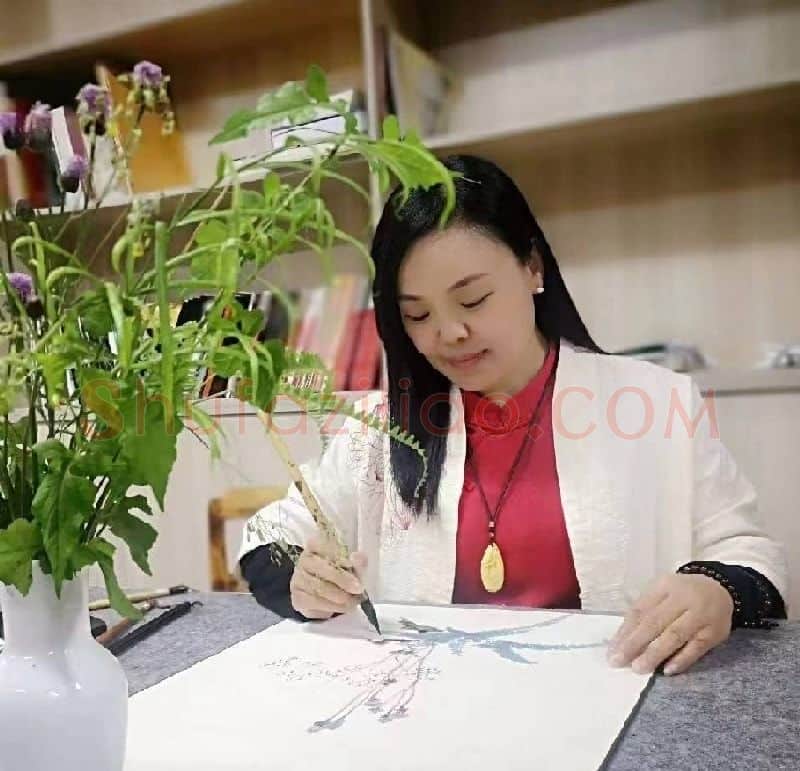 何艳琳·画像·照片