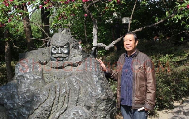 庞荣年