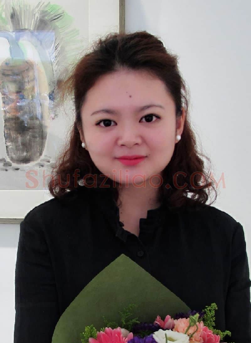 马米娜·画像·照片
