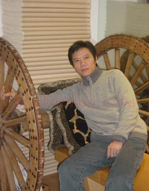 徐默
