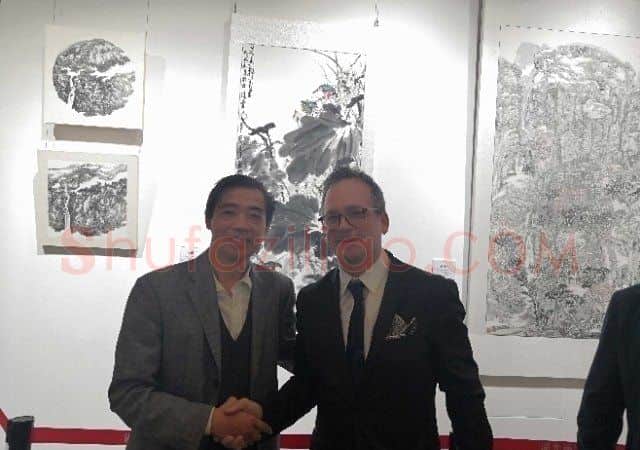 赵云杰·画家赵云杰与美国科恩艺术总裁留影。