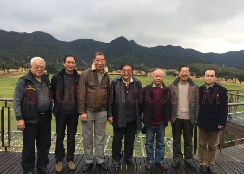 张丹阳·张丹阳与董小明等艺术家在一起