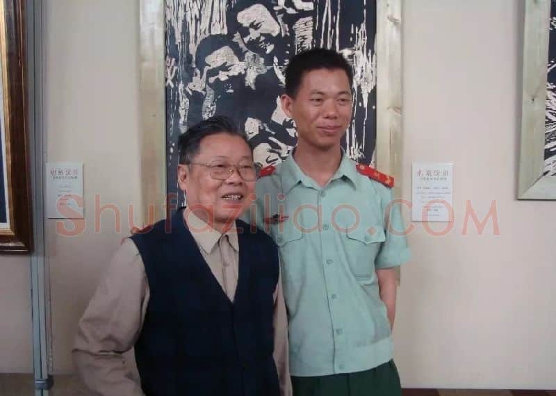 陈真歆·和李铎老师合影