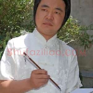 栾长征