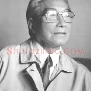 高冠华