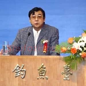 谢天成