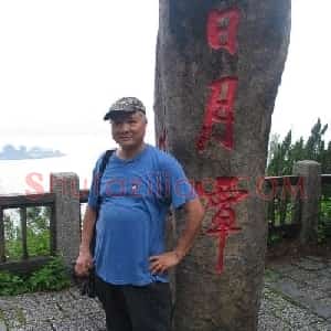 韦振中