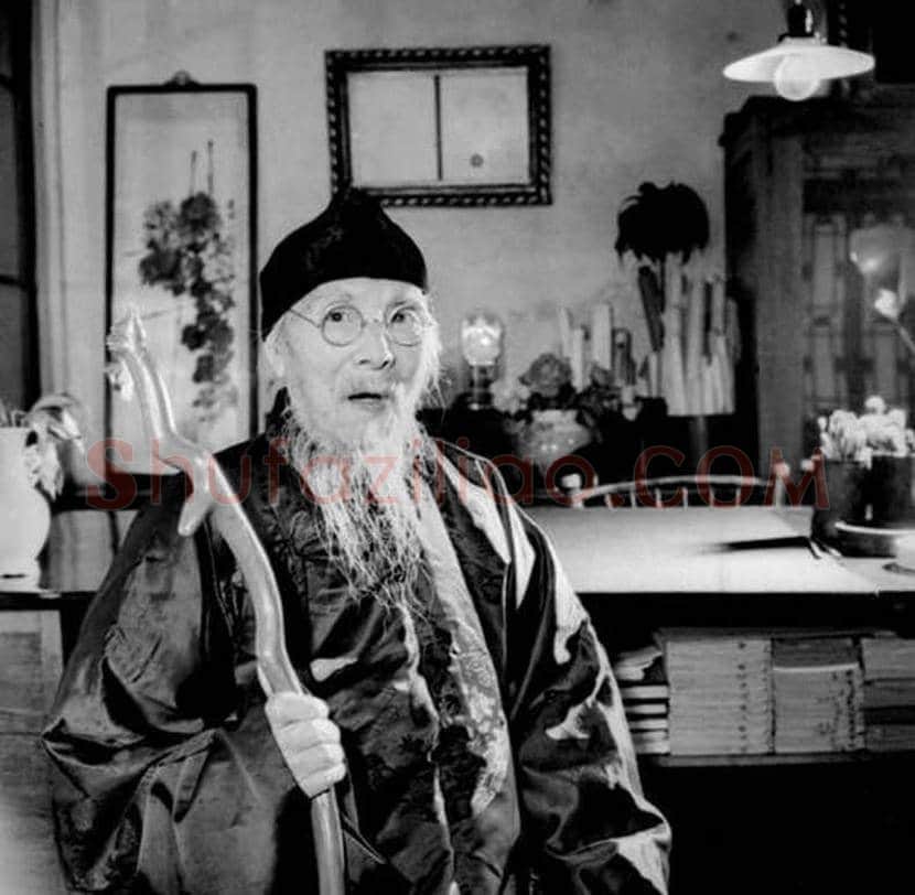 齐白石作画真实照片，珍贵！ | 书画常识