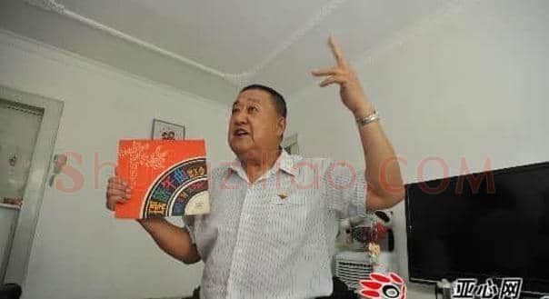 67岁老人收藏唱片达50多张