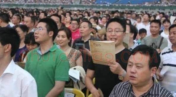 两万人齐吟李白诗词打造重点景区