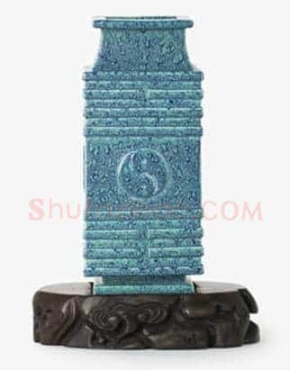 传世孤品，惊世珍藏——乾隆款炉钧釉八卦瓶