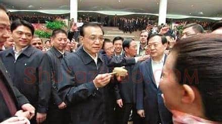 李克强转赠拨浪鼓 正式入藏国博