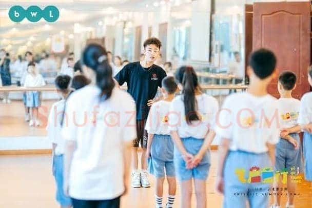 ​为孩子点亮艺术之光 全美世界公益行动新尝试