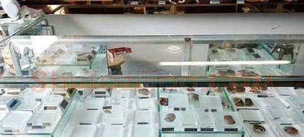小偷光顾奇石店:无视最贵观赏石