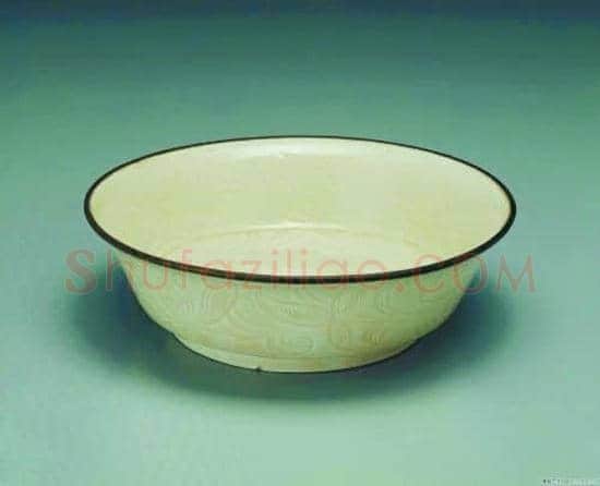 定窑瓷器：颜色天下白