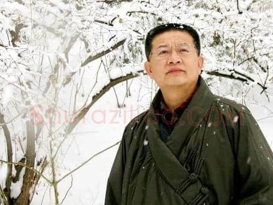站在艺术本体的立场而又尊重文字和书体的约定