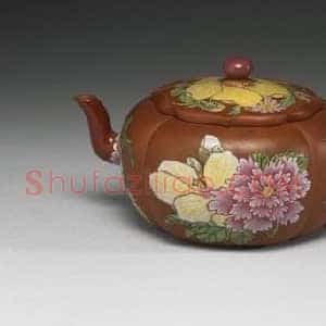 台北故宫藏珐琅彩瓷器